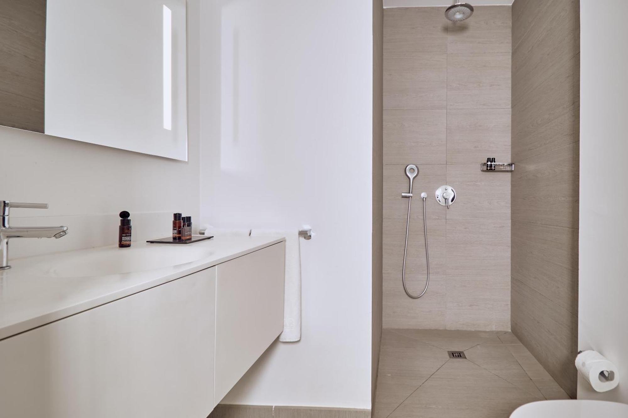Suite Divinity Rio con 1 Camera da Letto, Piscina Privata e Vista Mare